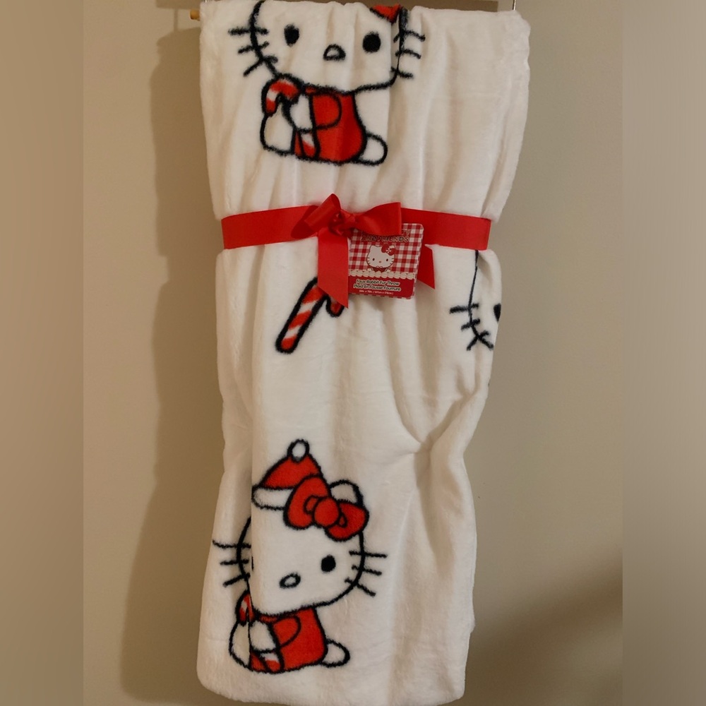 Hello Kitty faux rabbit fur Christmas Candy cane Throw Blanket - Picture 5 of 5